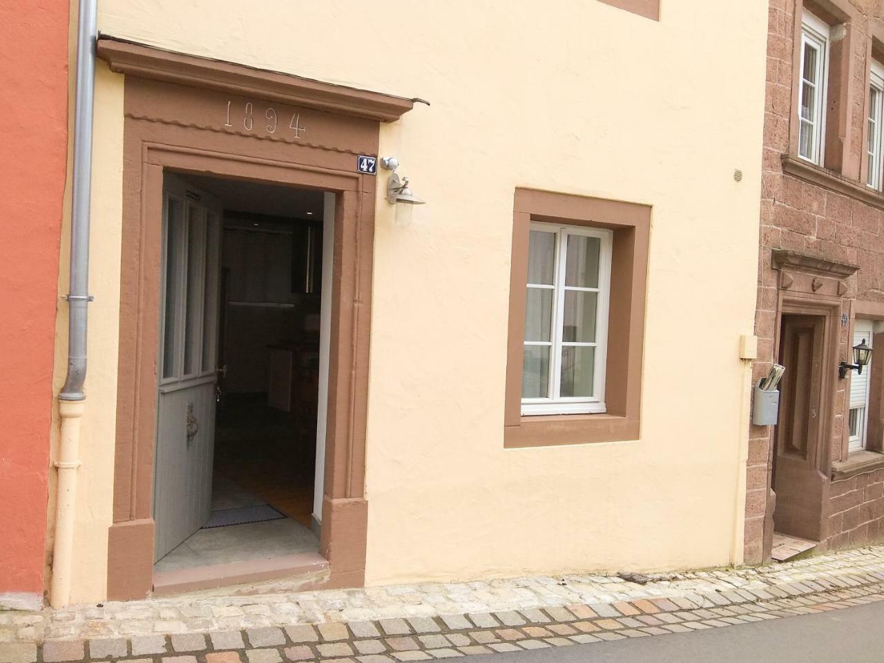 Living In History - Modern Country Cottage Dudeldorf Buitenkant foto